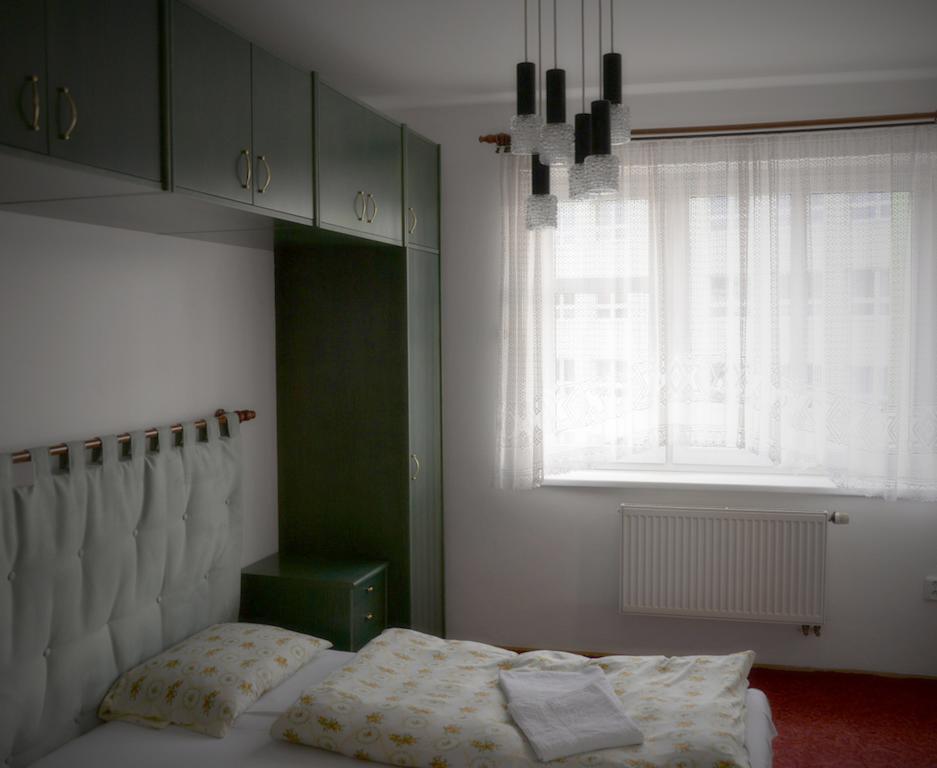 Harmony Hall Apartments Χράντεκ Κράλοβε Εξωτερικό φωτογραφία