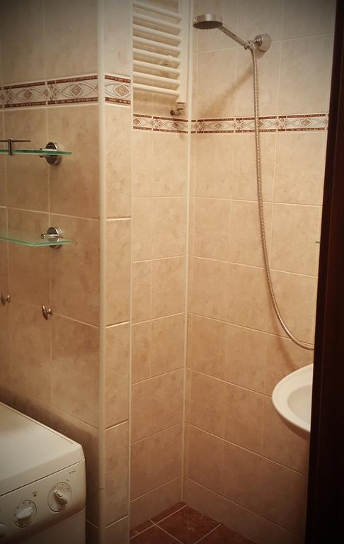 Harmony Hall Apartments Χράντεκ Κράλοβε Εξωτερικό φωτογραφία